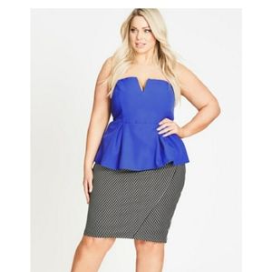 NWT Sexy Semi-Structured Strapless Peplum Top